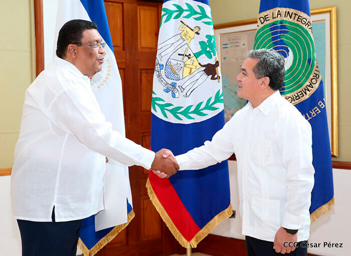 copias-estilo-embajador-belice-nicaragua